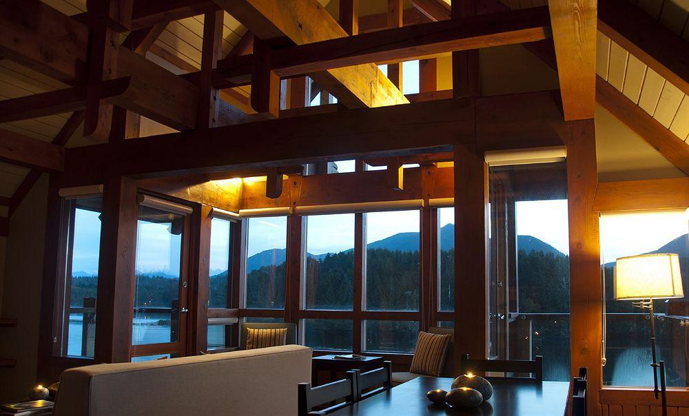 Whiskey Landing Lodge Ucluelet Exterior foto